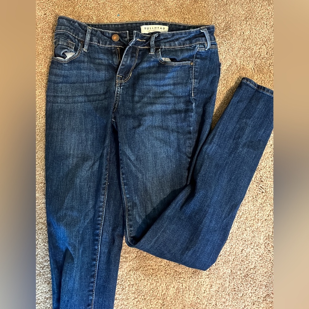 Blue jeans no holes